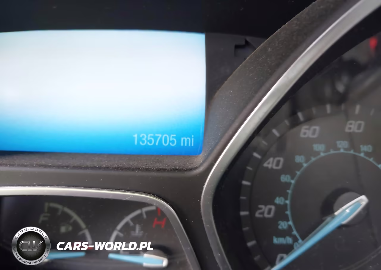 2013 Ford Focus Titanium VIN:1FADP3N27DL295827 - 14