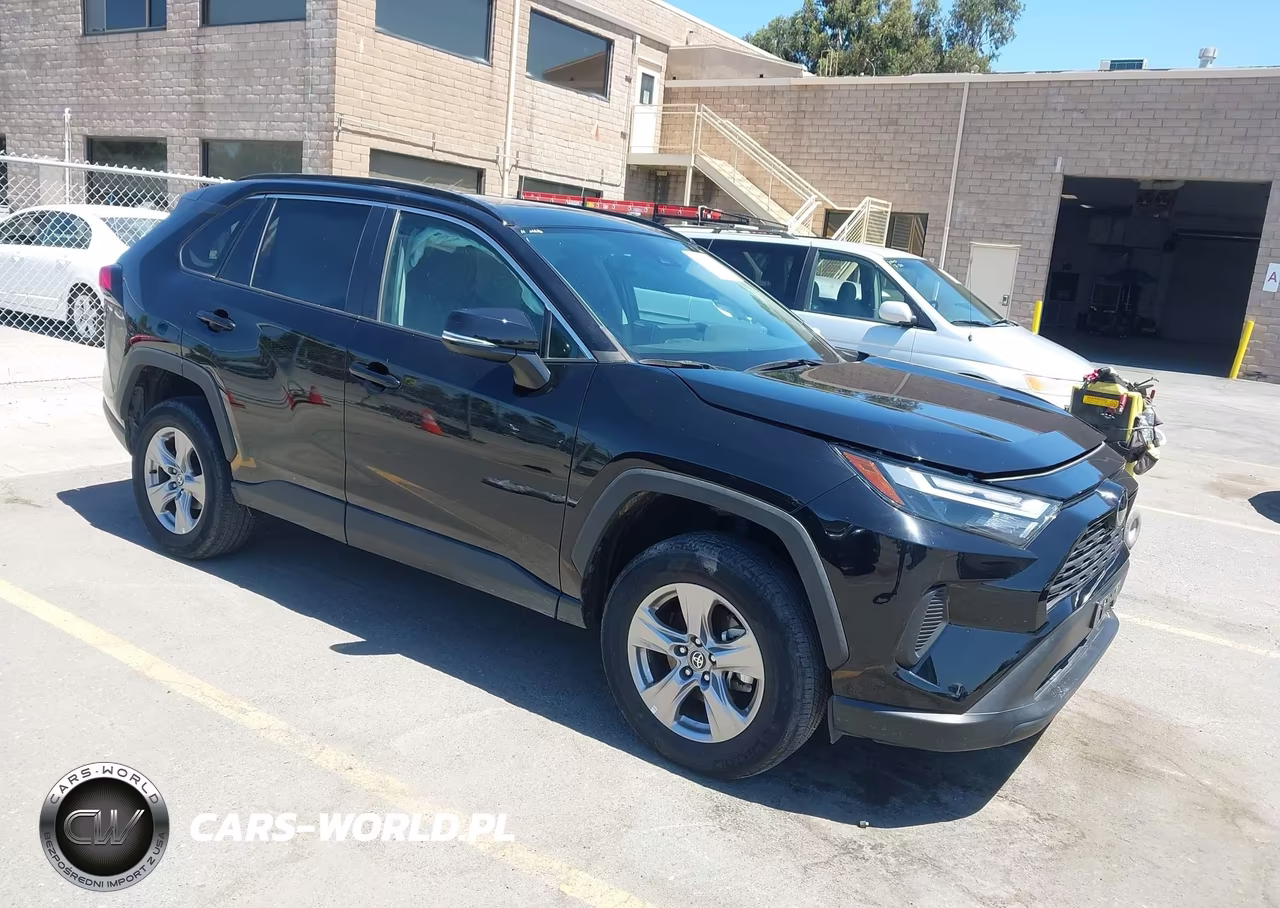 2023 Toyota Rav4 Xle – zdjęcie 1 z 16