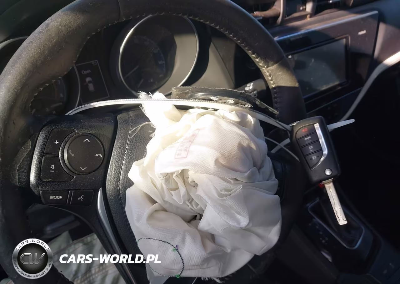 2017 Toyota Corolla Im VIN:JTNKARJE3HJ546135 - 11