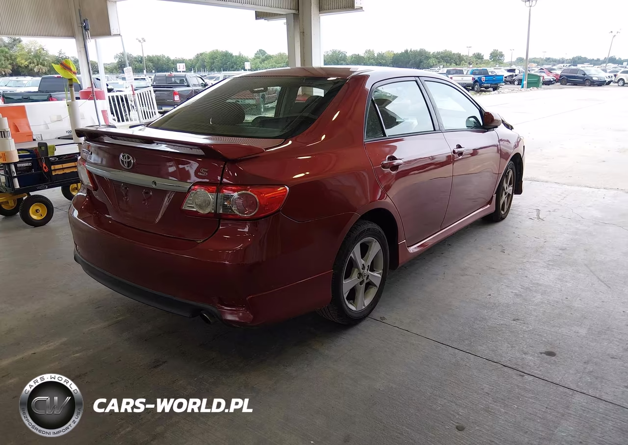 2012 Toyota Corolla S VIN:2T1BU4EE7CC878060 - 4