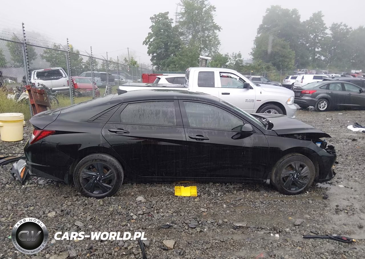 2023 Hyundai Elantra Sel VIN:KMHLM4AG9PU460972 - 14