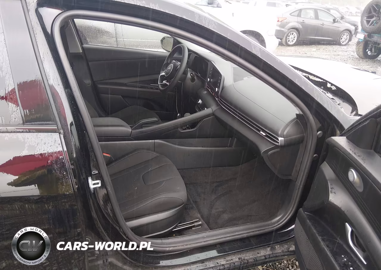 2023 Hyundai Elantra Sel VIN:KMHLM4AG9PU460972 - 5