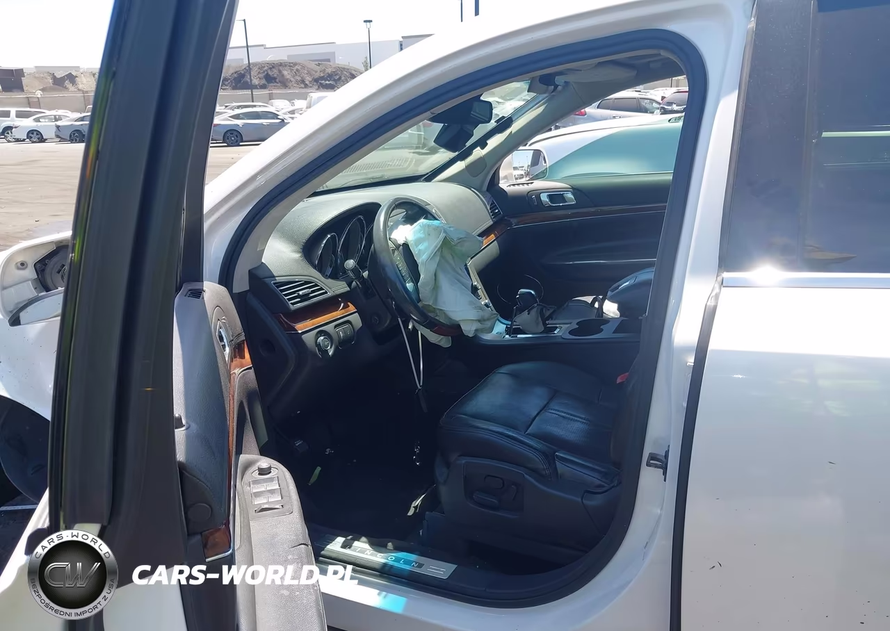 2012 Lincoln Mkt Ecoboost VIN:2LMHJ5AT7CBL51352 - 5