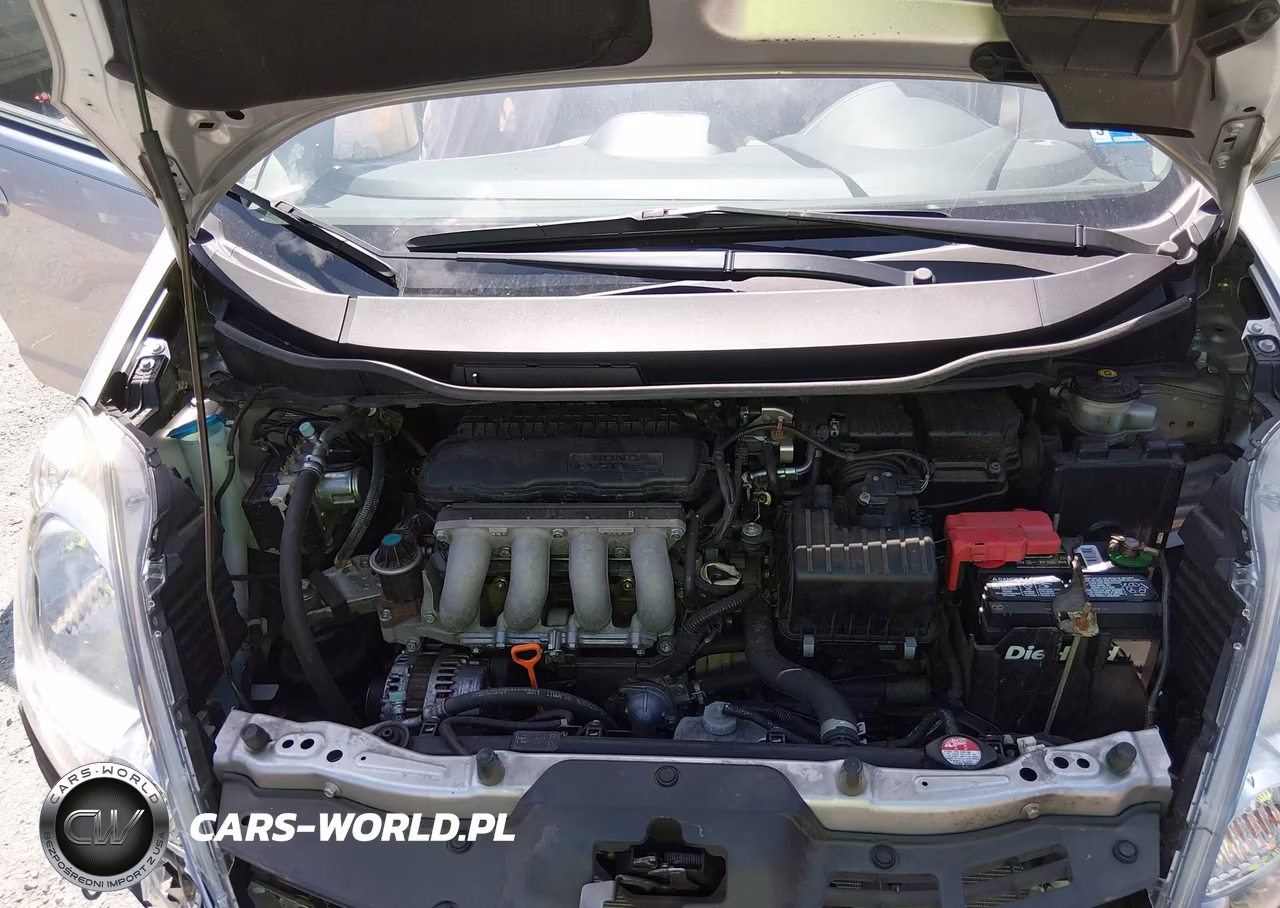 2011 Honda Fit Sport VIN:JHMGE8H55BC027659 - 10