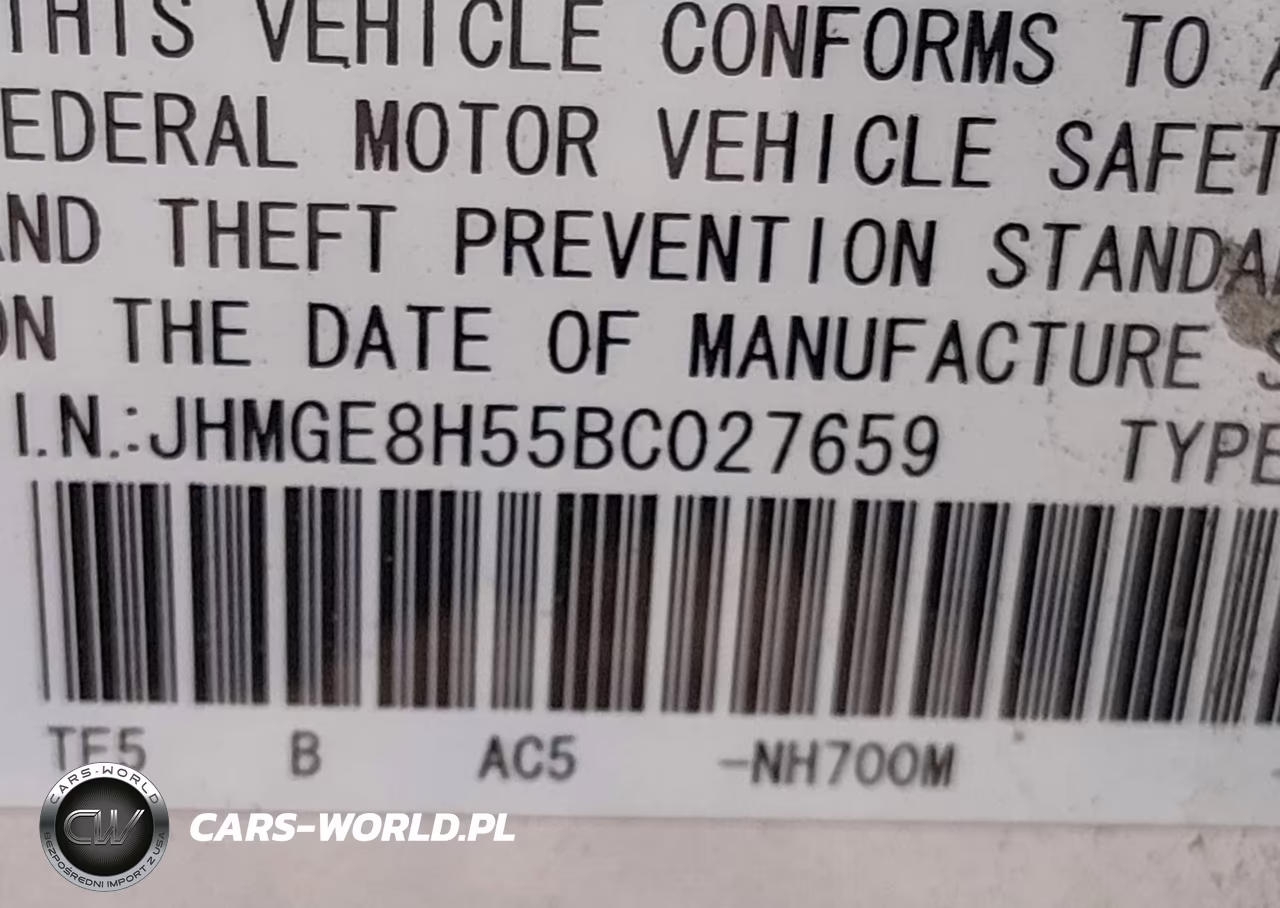 2011 Honda Fit Sport VIN:JHMGE8H55BC027659 - 9