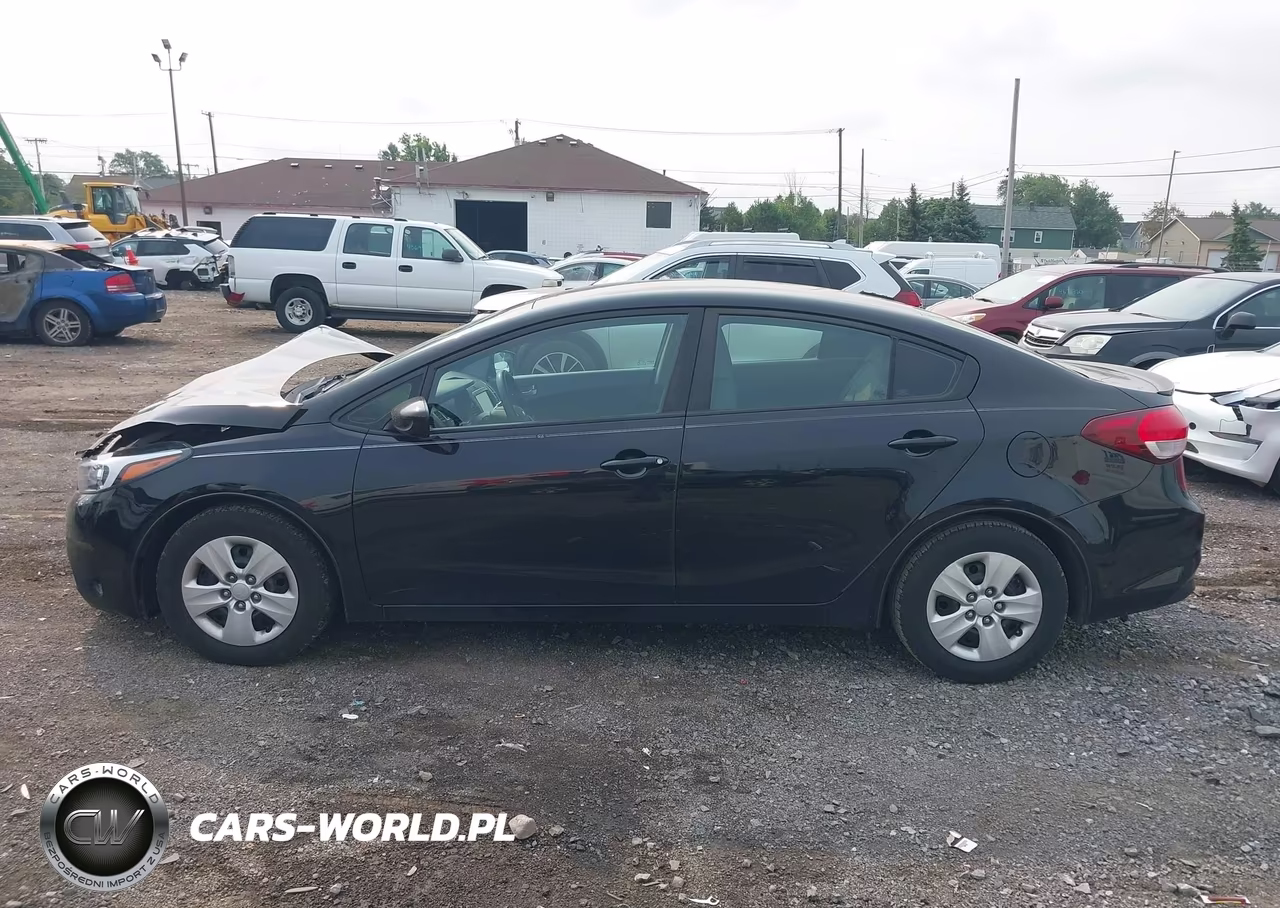 2018 Kia Forte Lx VIN:3KPFL4A76JE193638 - 14