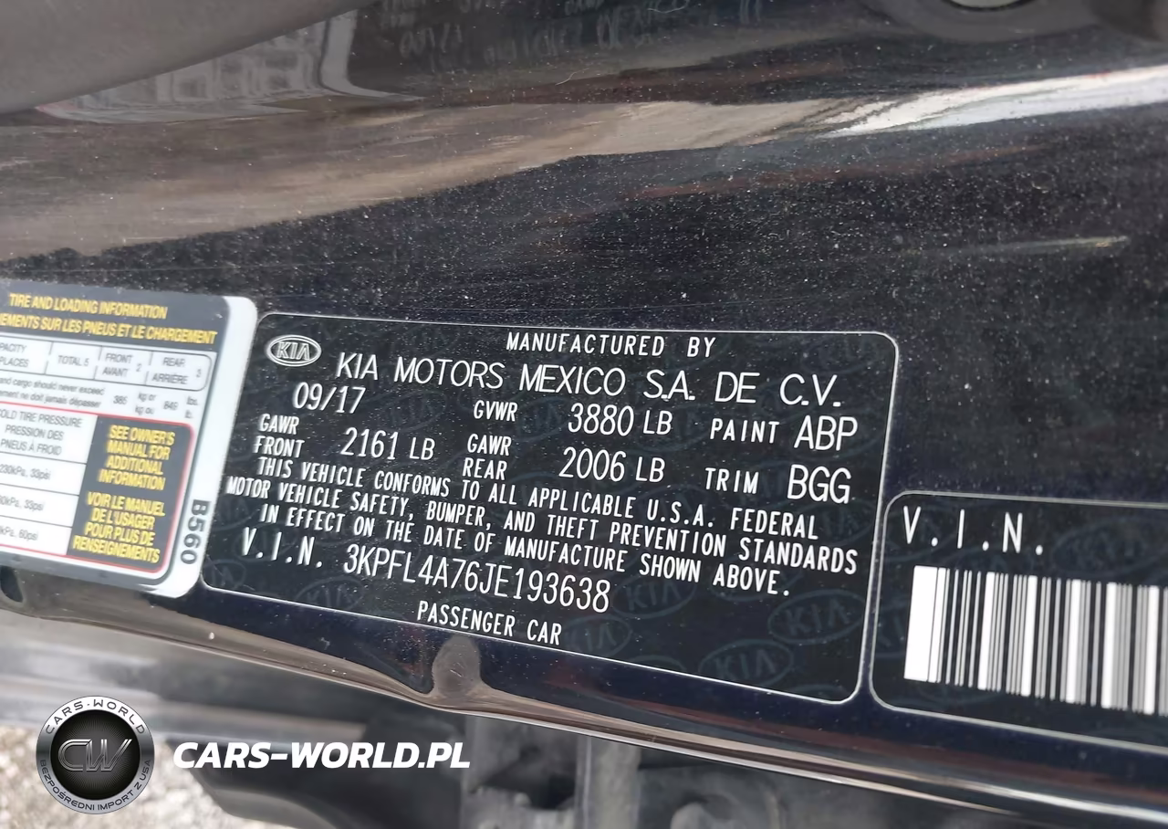 2018 Kia Forte Lx VIN:3KPFL4A76JE193638 - 9