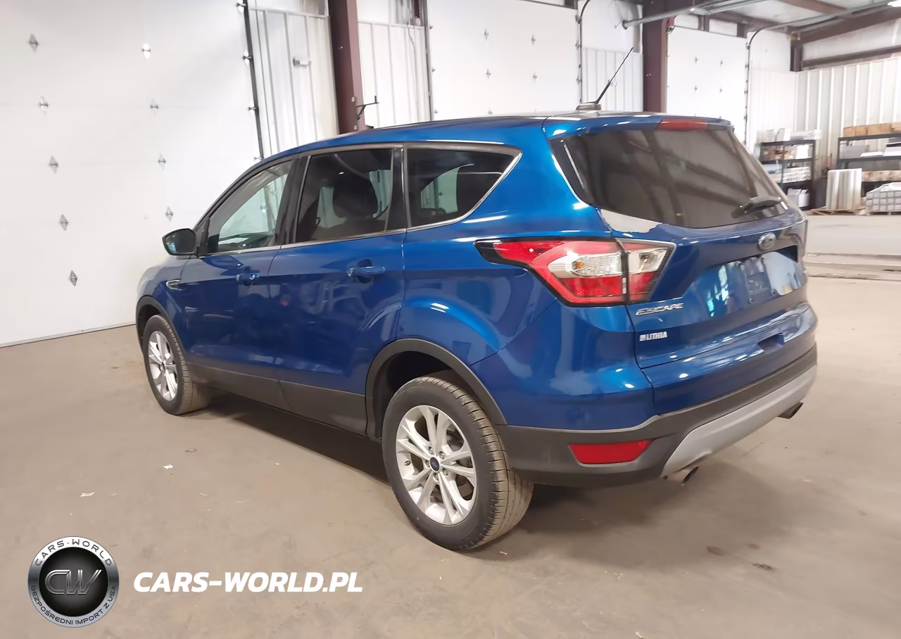 2017 Ford Escape Se VIN:1FMCU9GD8HUA41331 - 3