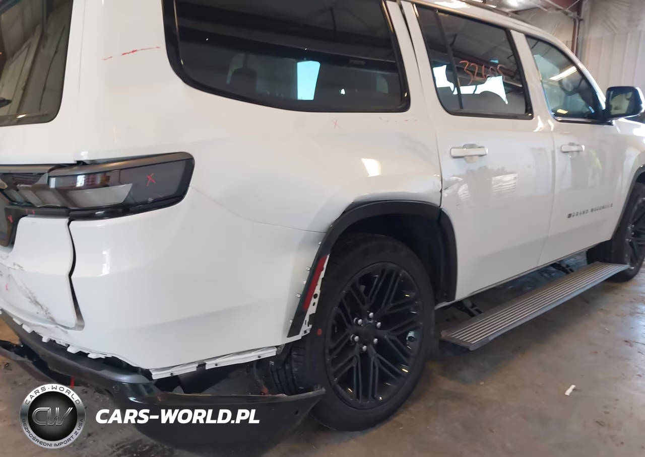 2026 Jeep Grand Wagoneer Limited Reserve 4X4 VIN:1C4SJVBP3TS176062 - 17