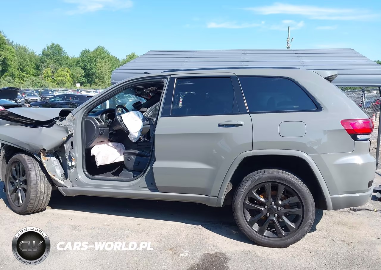2019 Jeep Grand Cherokee Altitude 4X4 VIN:1C4RJFAG9KC787471 - 15