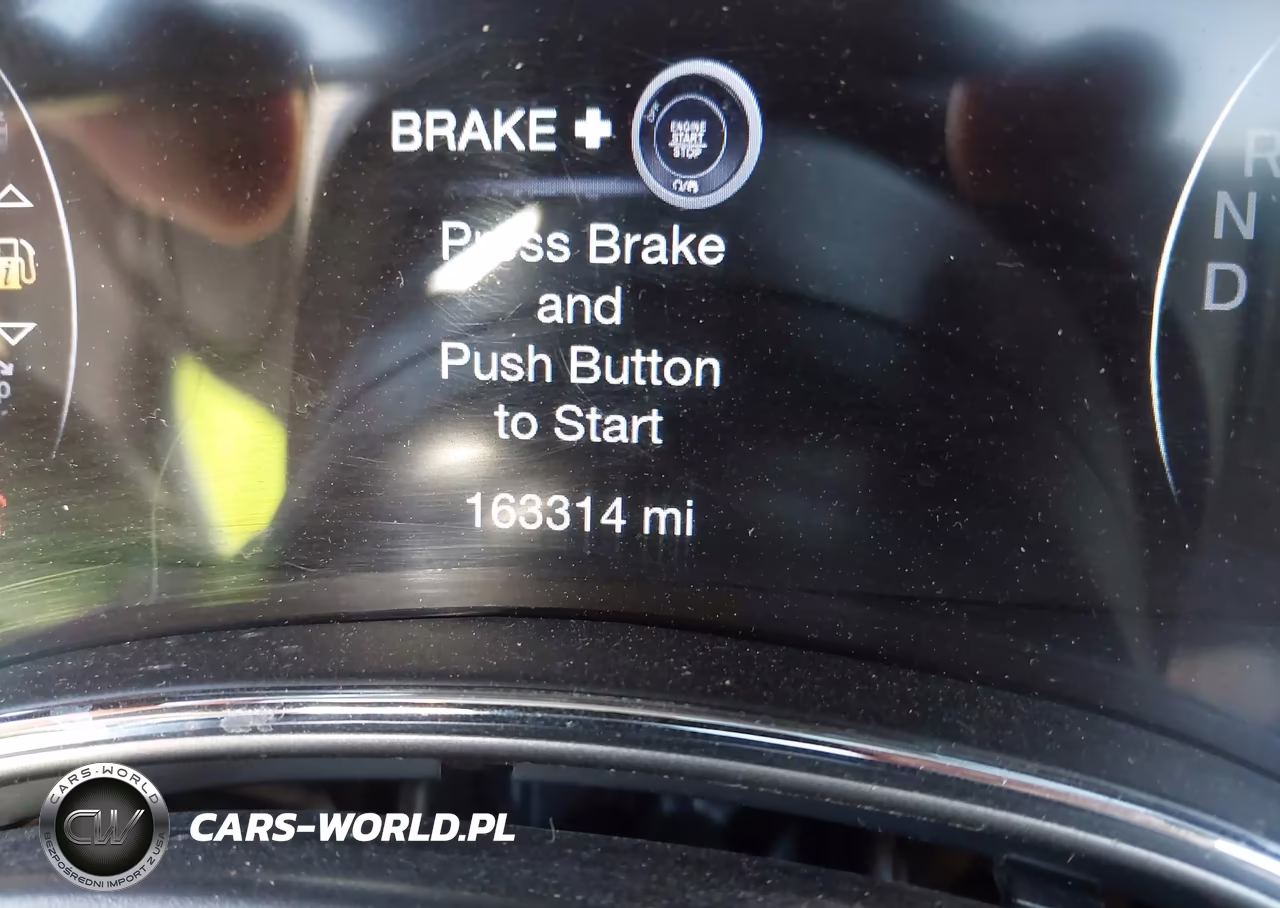 2019 Jeep Grand Cherokee Altitude 4X4 VIN:1C4RJFAG9KC787471 - 16