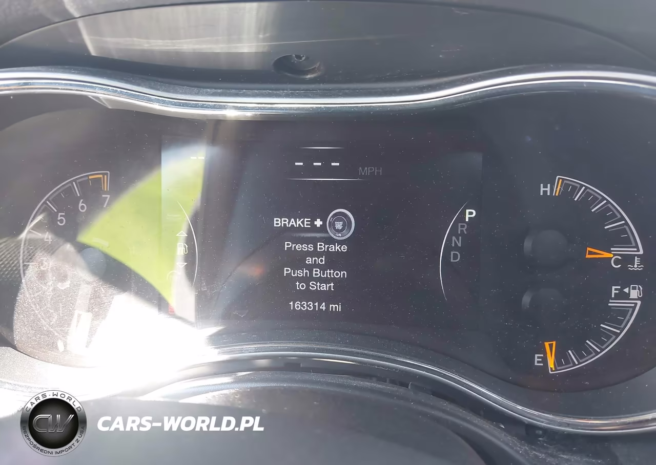 2019 Jeep Grand Cherokee Altitude 4X4 VIN:1C4RJFAG9KC787471 - 7