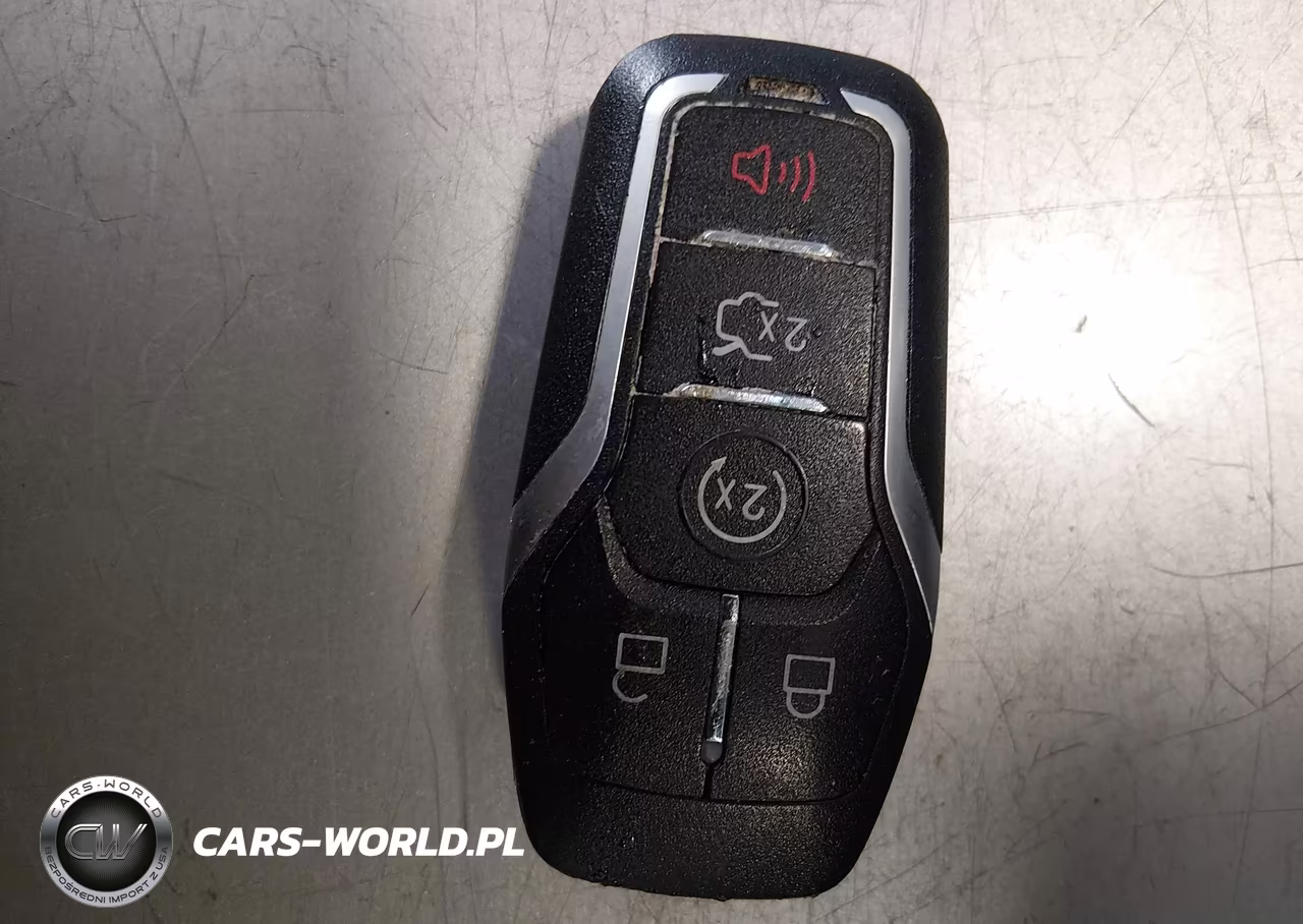 2014 Ford Fusion Energi Titanium VIN:3FA6P0SU1ER275394 - 11