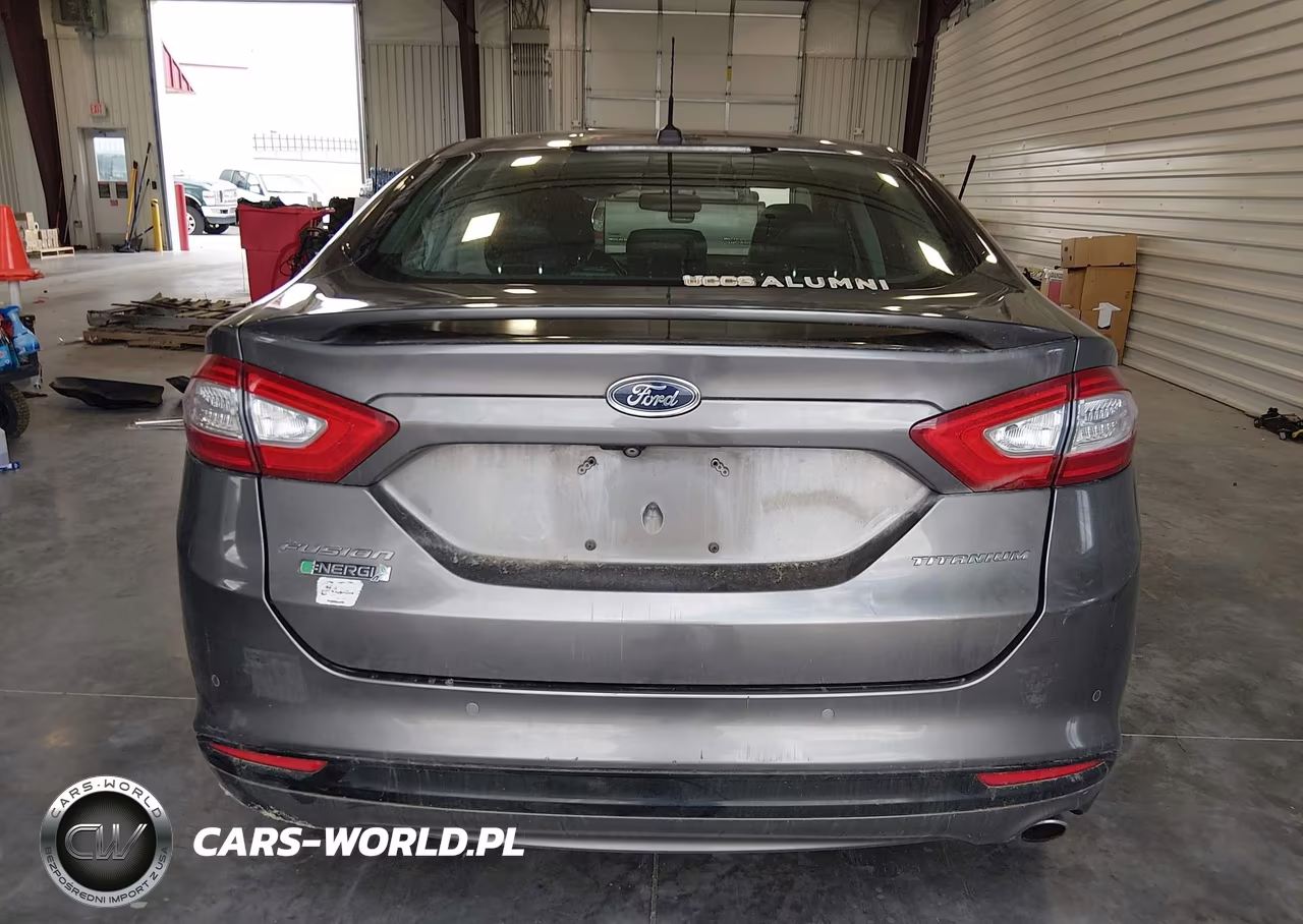 2014 Ford Fusion Energi Titanium VIN:3FA6P0SU1ER275394 - 16