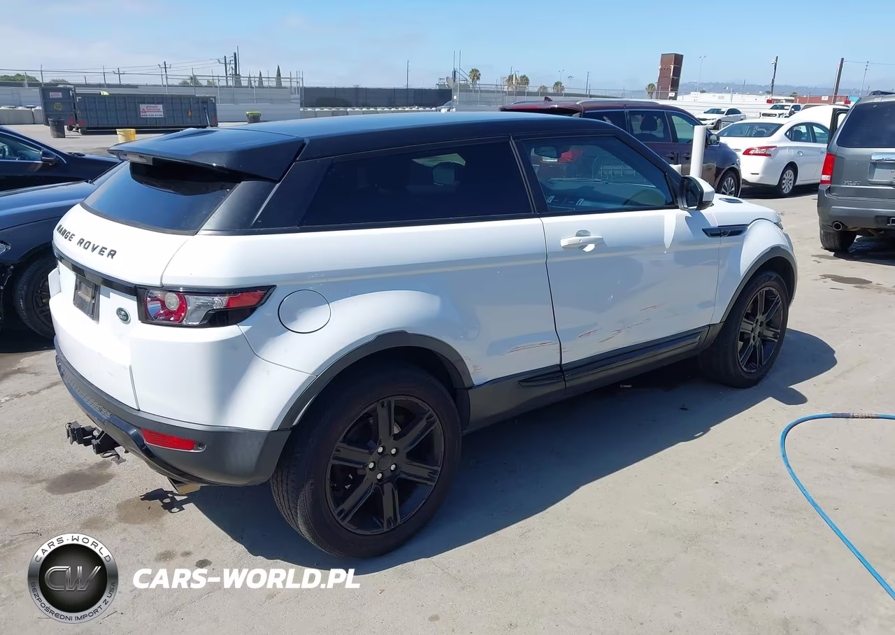 2015 Land Rover Range Rover Evoque Pure Plus VIN:SALVP1BG8FH994286 - 4