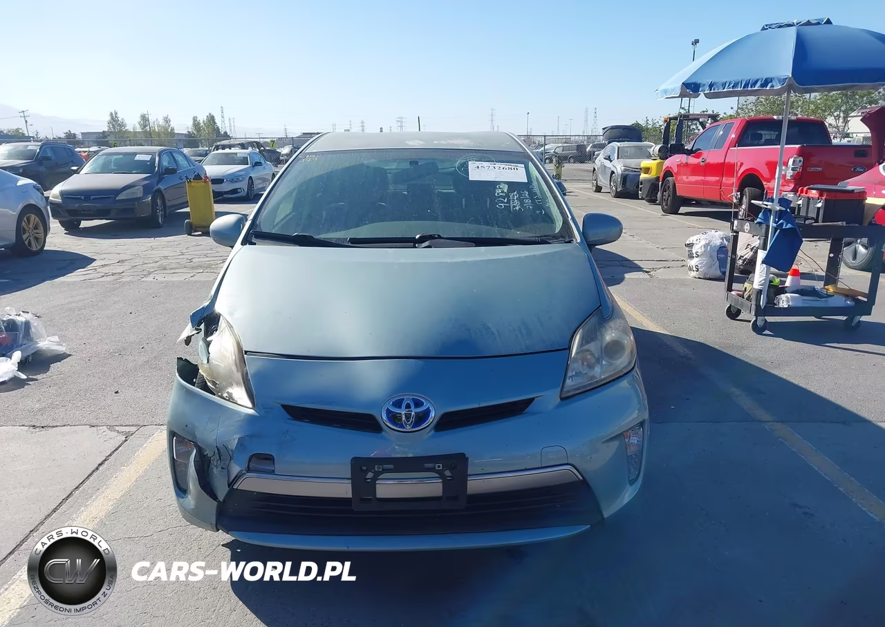 2015 Toyota Prius Plug-In VIN:JTDKN3DP1F3068477 - 12