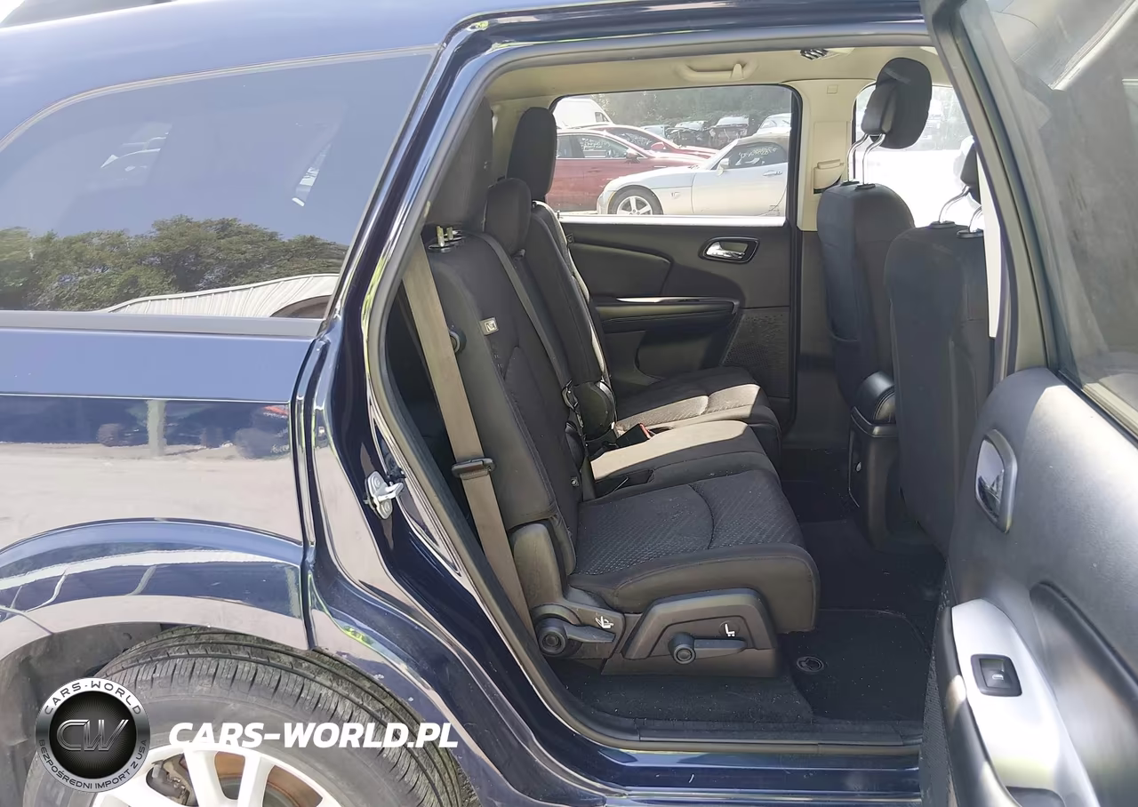 2019 Dodge Journey Se VIN:3C4PDCBB0KT835511 - 8