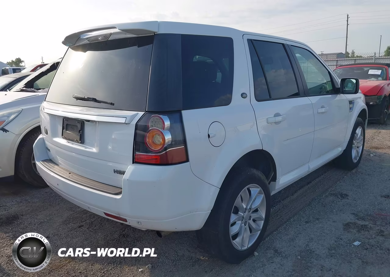 2015 Land Rover Lr2 VIN:SALFR2BG0FH423802 - 4