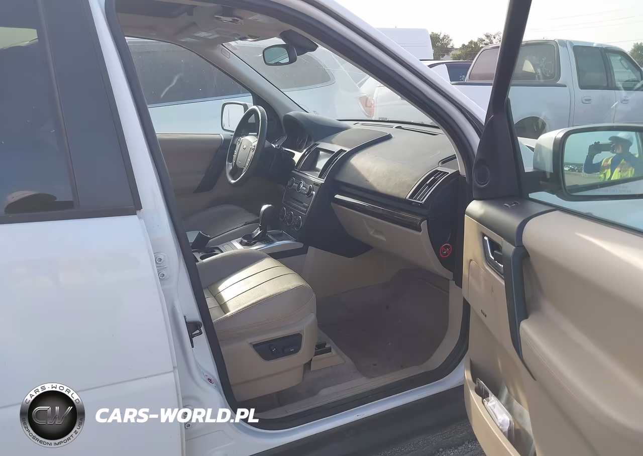 2015 Land Rover Lr2 VIN:SALFR2BG0FH423802 - 5