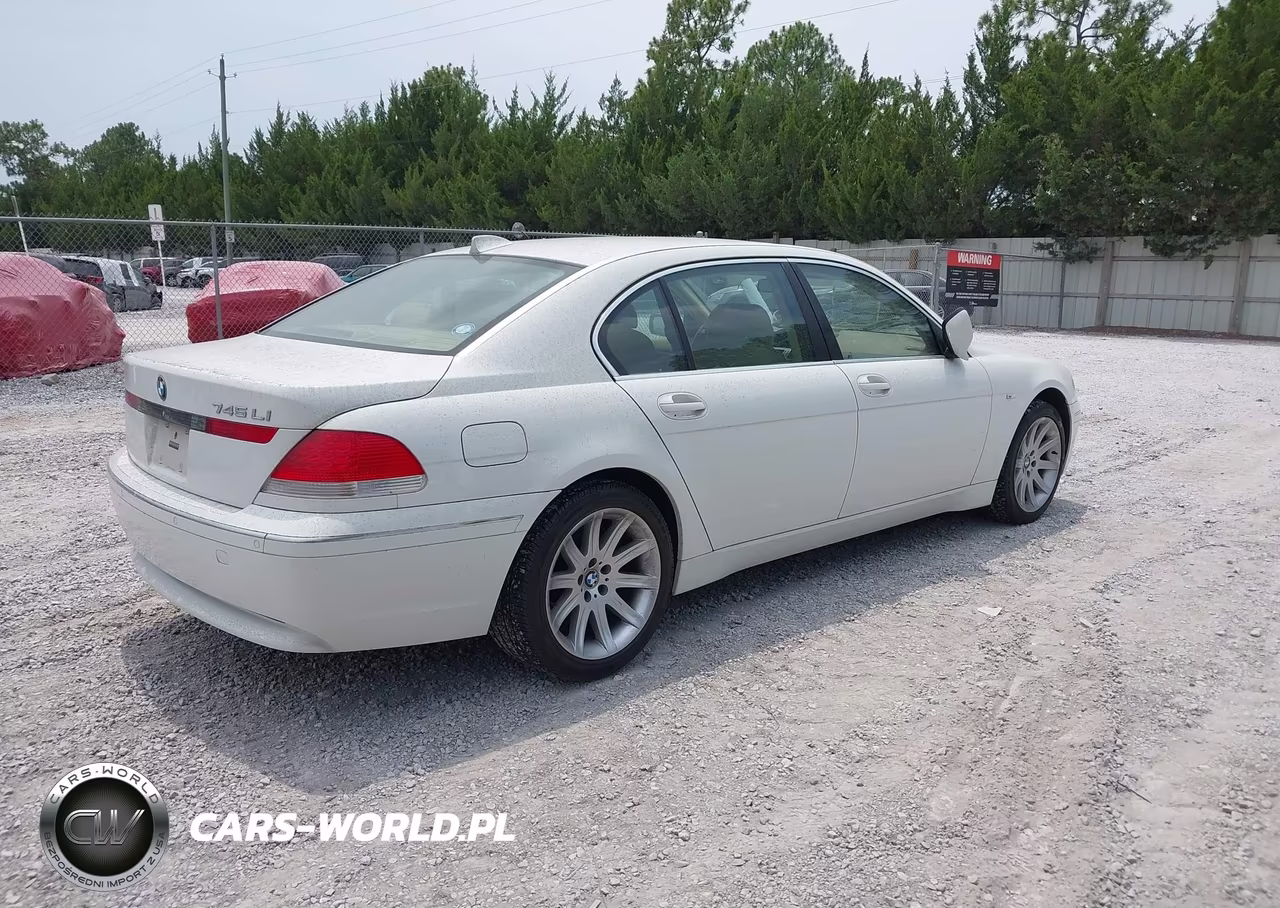 2005 BMW 745Li VIN:WBAGN635X5DS58906 - 4