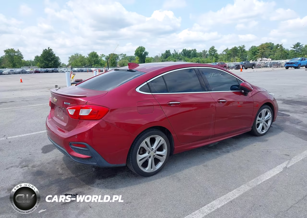 2017 Chevrolet Cruze Premier Auto VIN:1G1BF5SM5H7139234 - 4