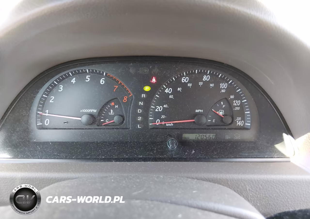 2002 Toyota Camry Xle VIN:JTDBE32K920131019 - 7