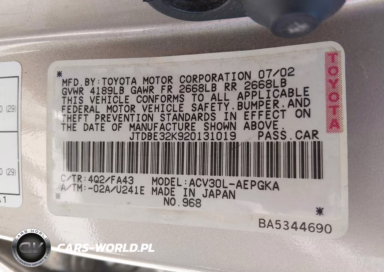 2002 Toyota Camry Xle VIN:JTDBE32K920131019 - 9