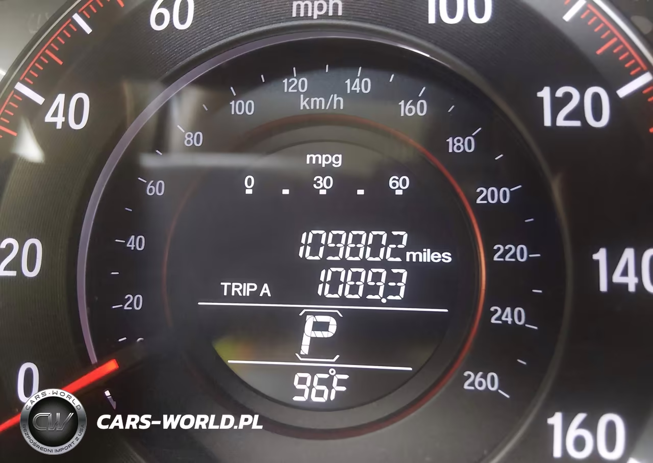2017 Honda Accord Sport VIN:1HGCR2F59HA273852 - 16