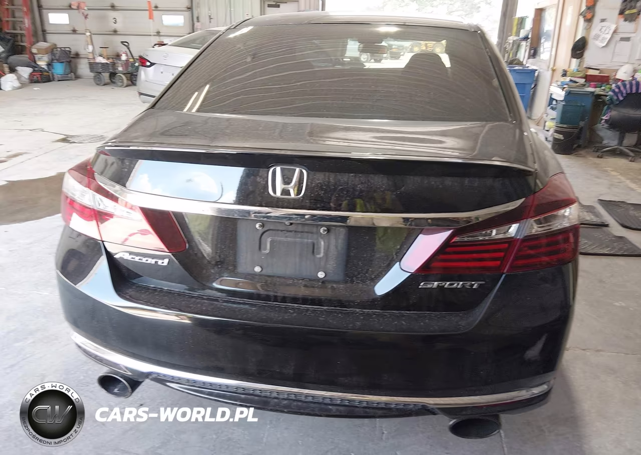 2017 Honda Accord Sport VIN:1HGCR2F59HA273852 - 17