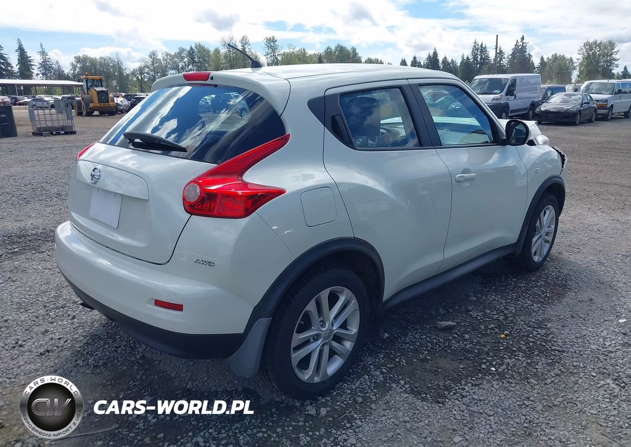 2011 Nissan Juke S VIN:JN8AF5MV0BT006313 - 4