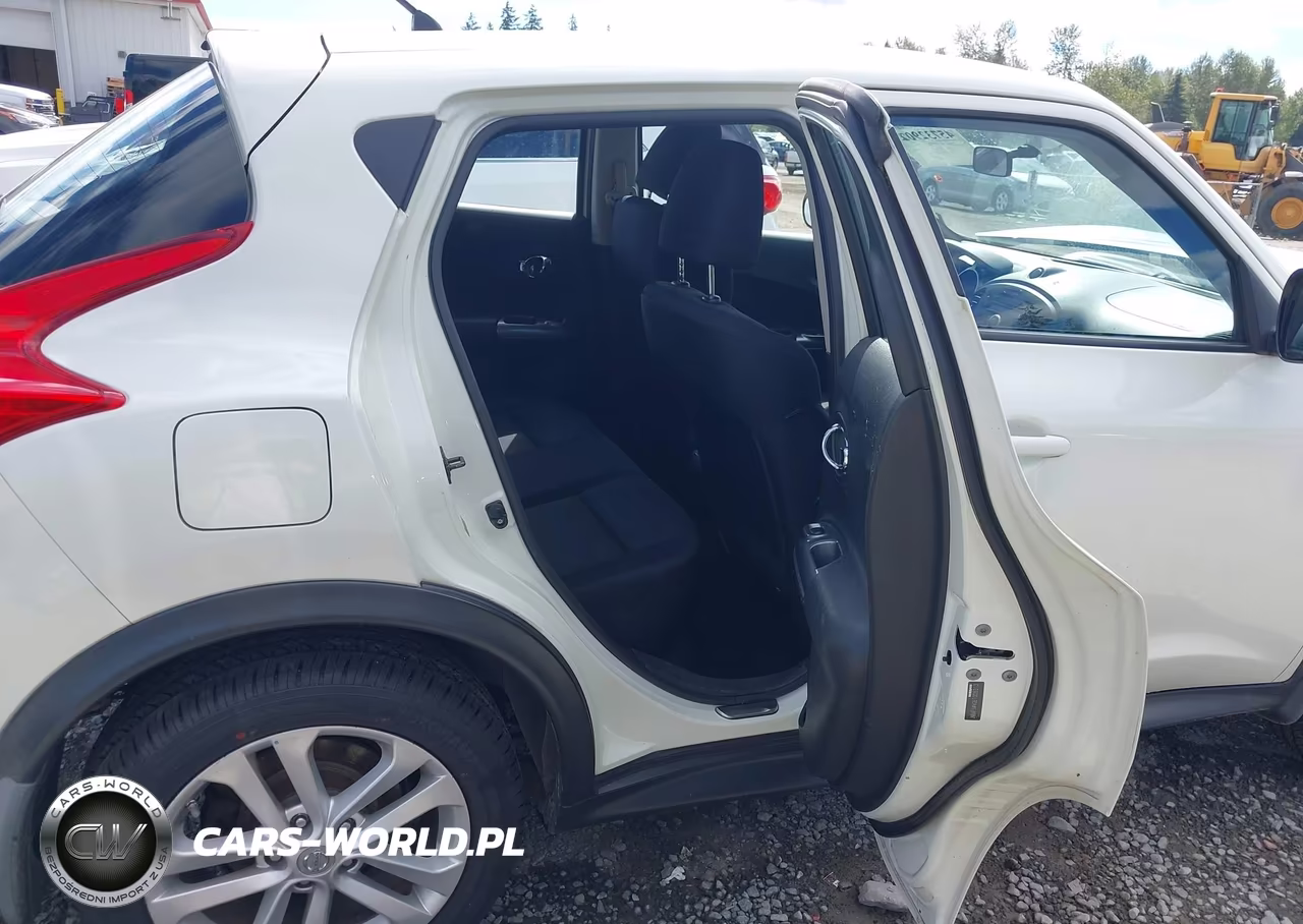 2011 Nissan Juke S VIN:JN8AF5MV0BT006313 - 8
