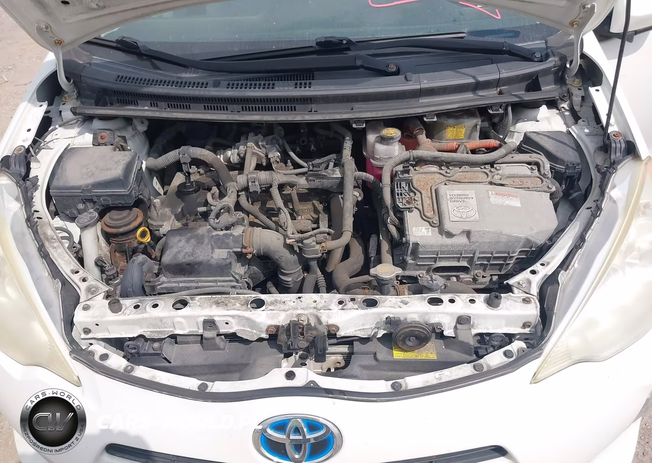 2012 Toyota Prius C One VIN:JTDKDTB36C1506307 - 10