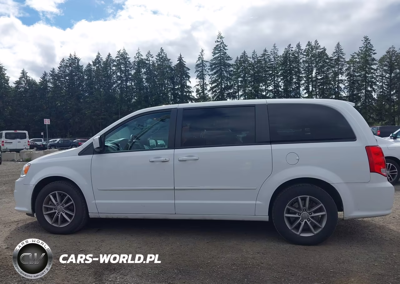 2016 Dodge Grand Caravan Se Plus VIN:2C4RDGBG1GR387561 - 14