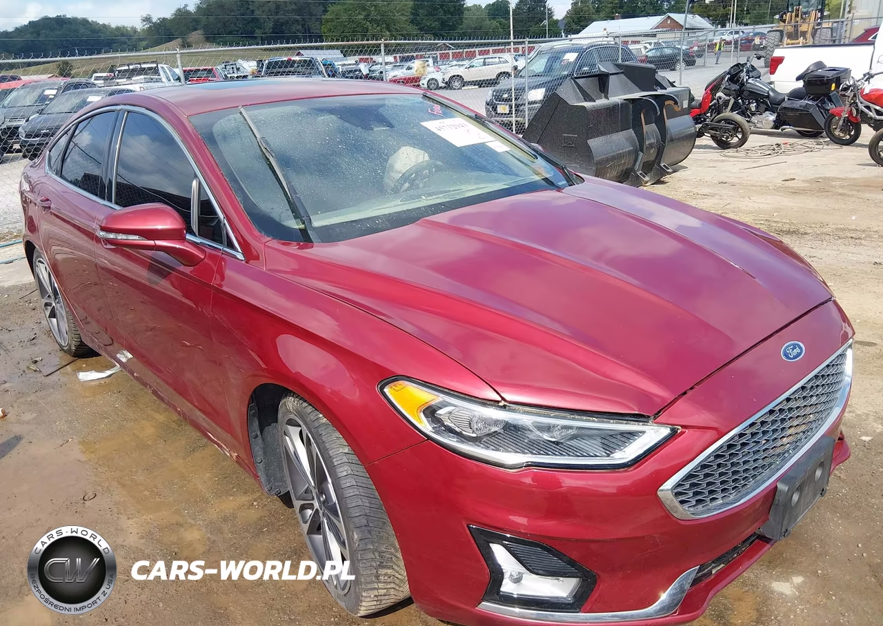 2019 Ford Fusion Titanium – zdjęcie 1 z 10