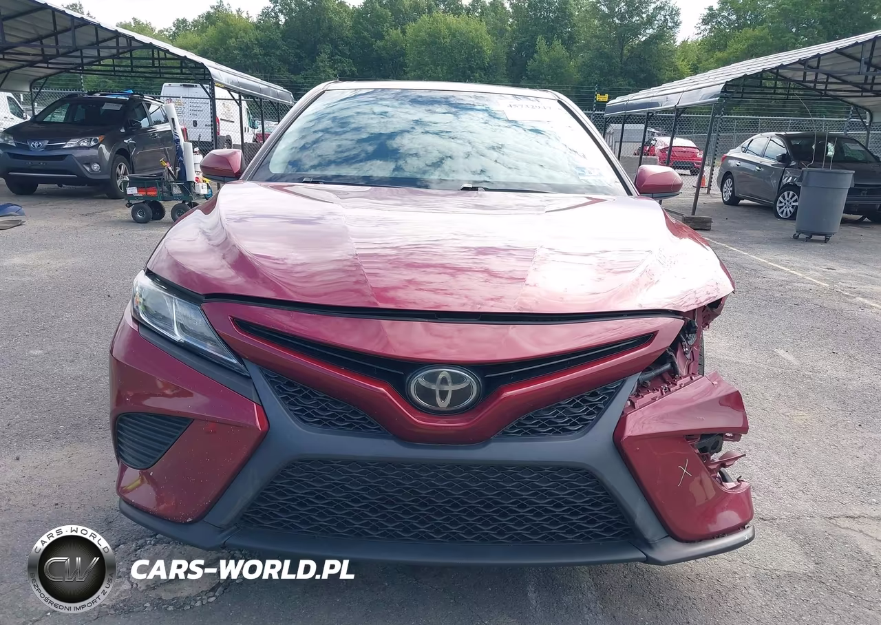2018 Toyota Camry Se VIN:4T1B11HK2JU642324 - 12