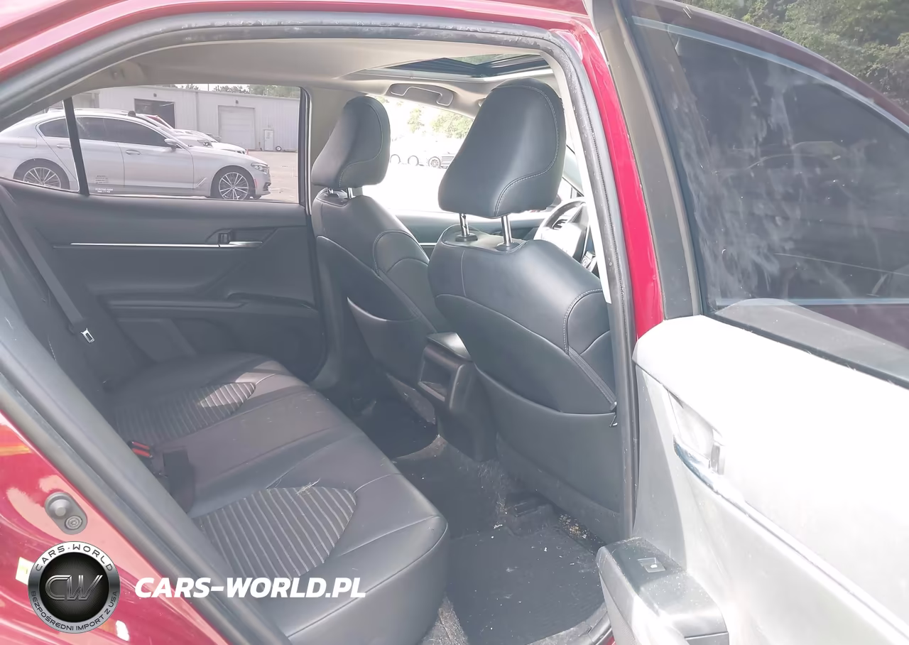 2018 Toyota Camry Se VIN:4T1B11HK2JU642324 - 8