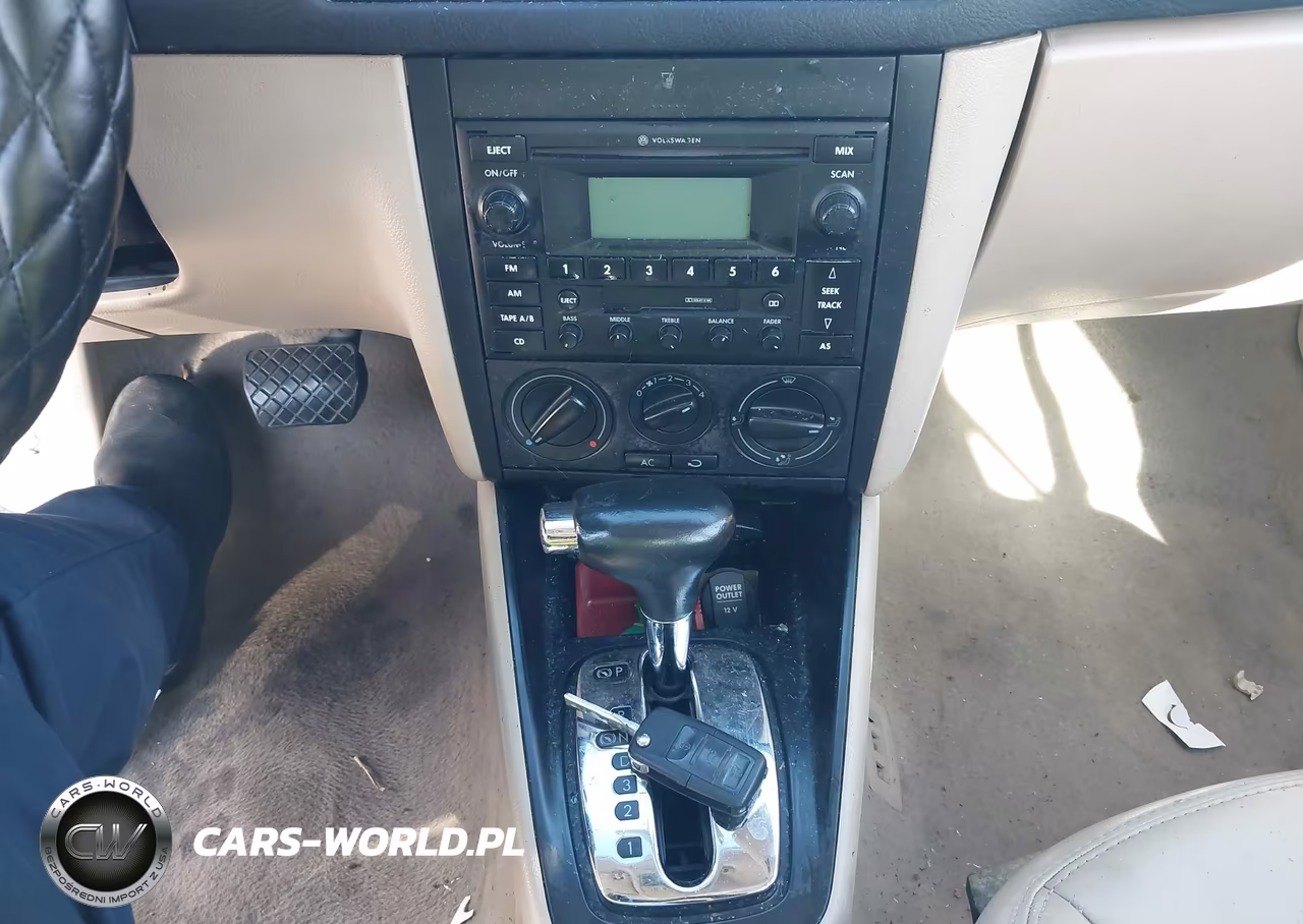 2003 Volkswagen Jetta Gls 2.0L VIN:3VWSK69M43M105327 - 11