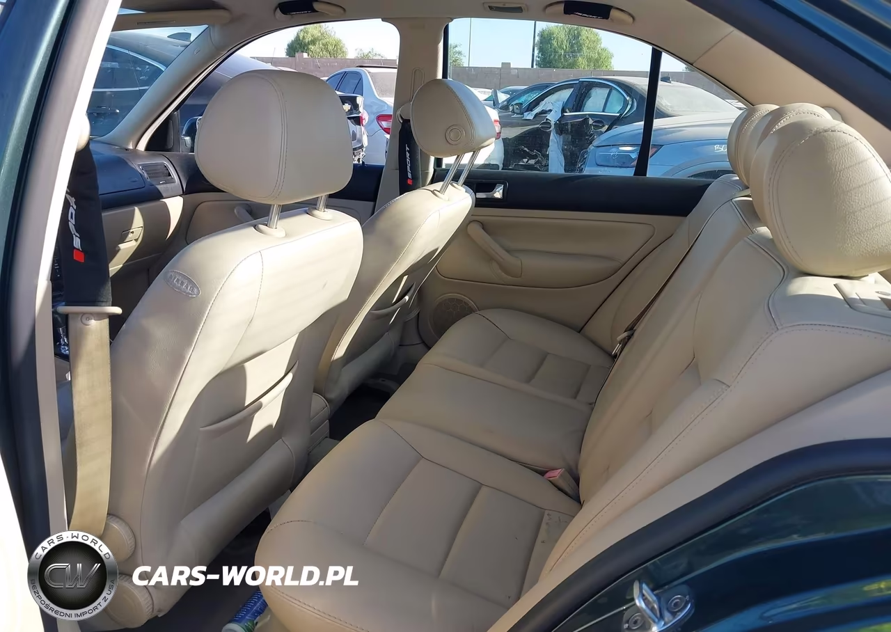 2003 Volkswagen Jetta Gls 2.0L VIN:3VWSK69M43M105327 - 8