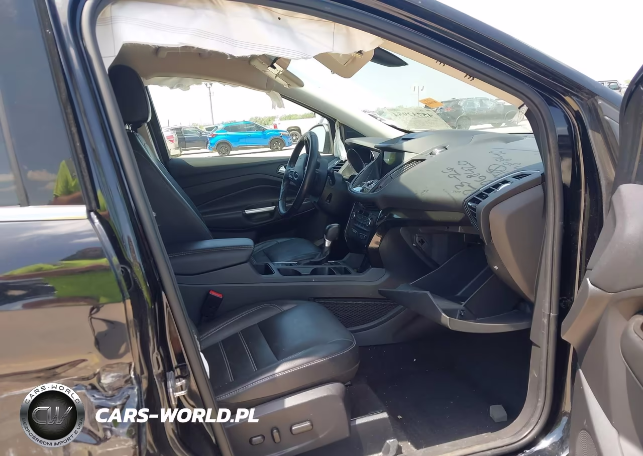 2017 Ford Escape Titanium VIN:1FMCU9JD5HUD08840 - 5