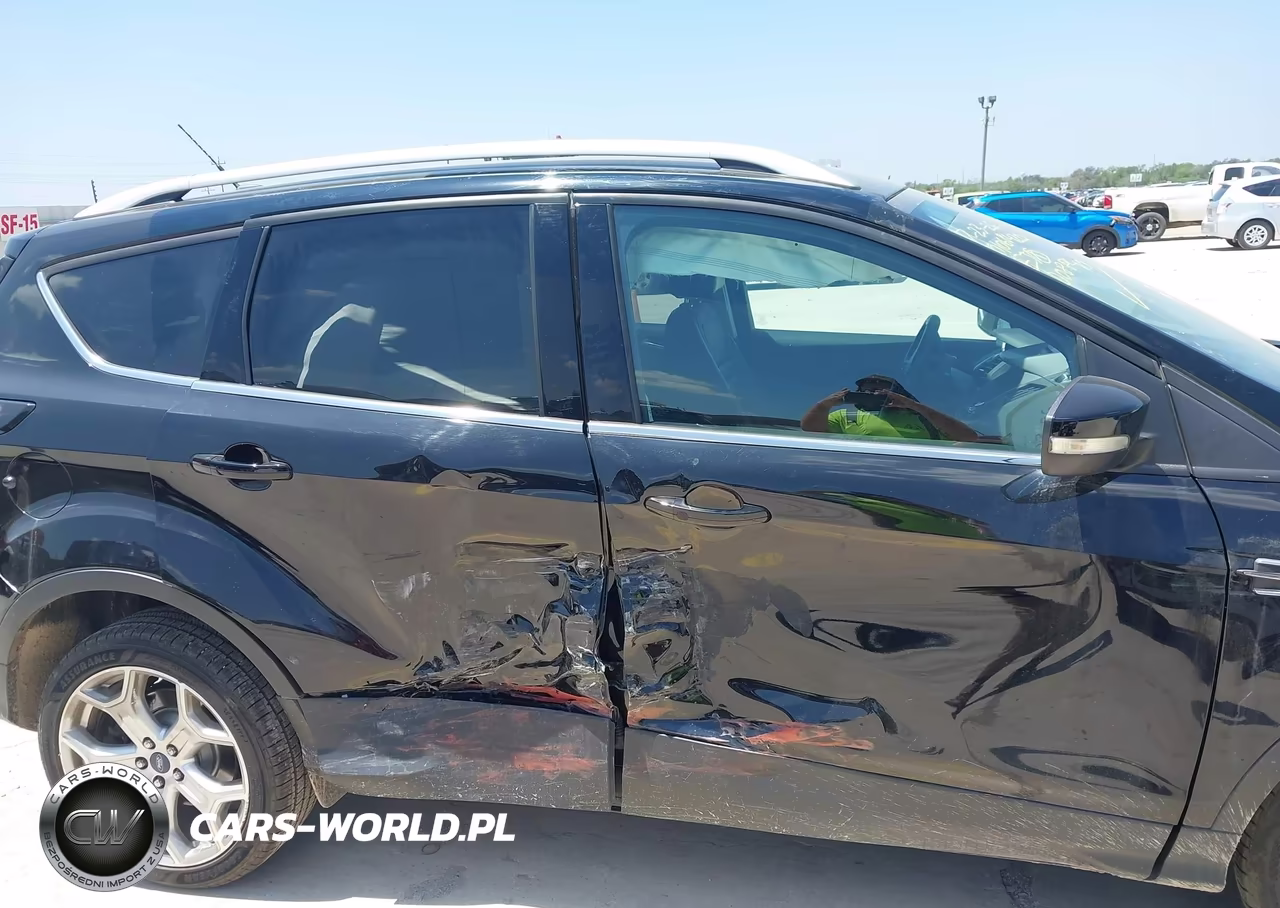 2017 Ford Escape Titanium VIN:1FMCU9JD5HUD08840 - 6