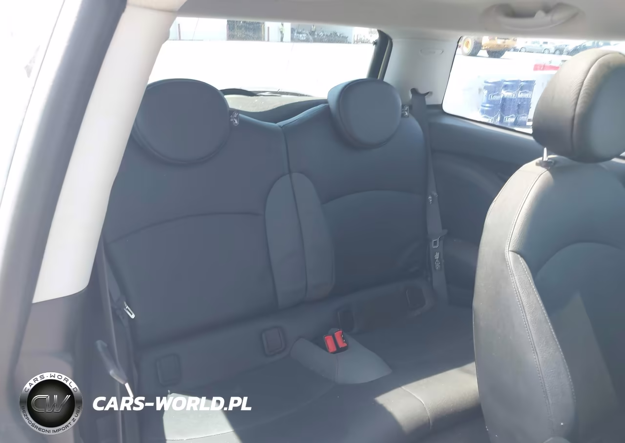 2010 Mini Cooper S VIN:WMWMF7C58ATZ71244 - 8