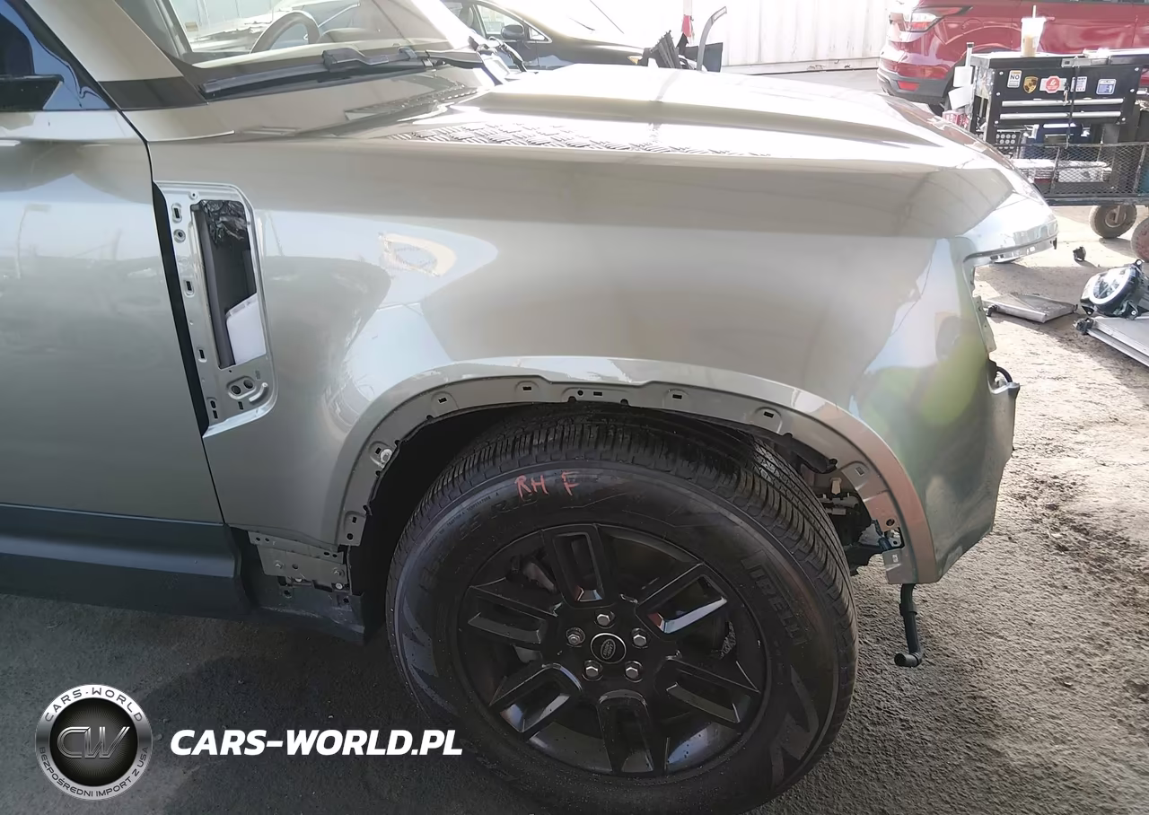 2022 Land Rover Defender 110 Standard VIN:SALEKERX6N2074623 - 18