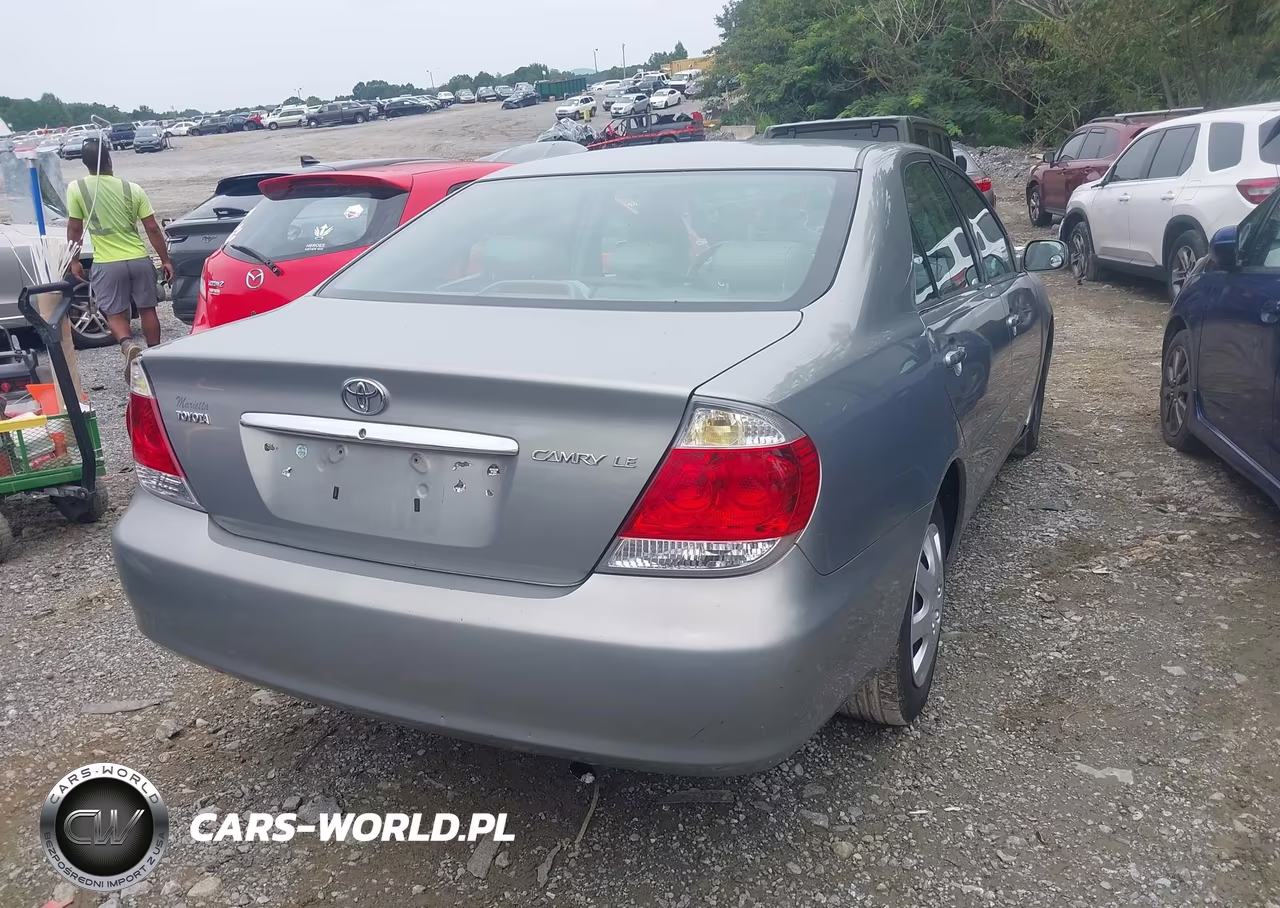 2005 Toyota Camry Le VIN:4T1BE32K65U549398 - 4