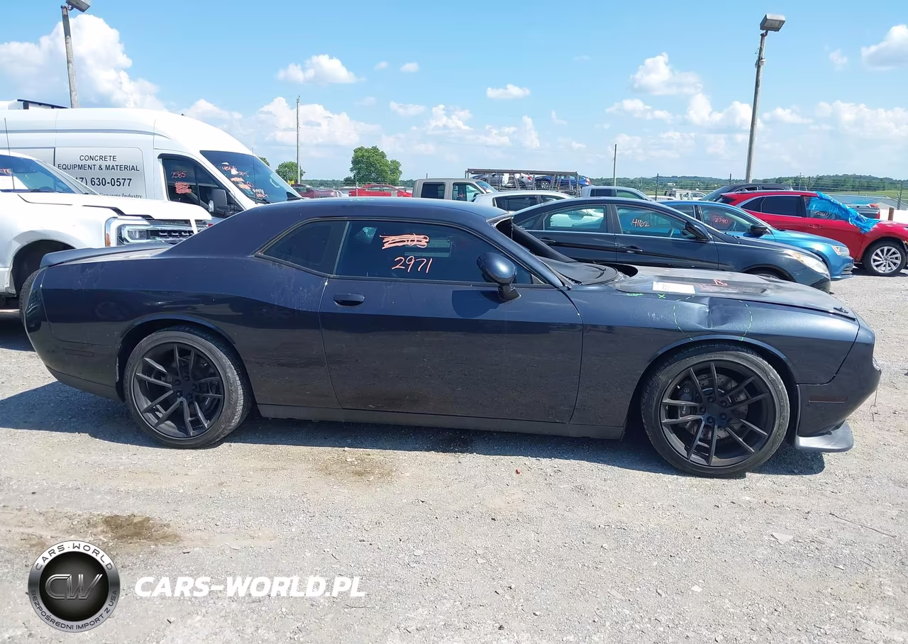 2016 Dodge Challenger R-T Scat Pack VIN:2C3CDZFJ8GH264017 - 13