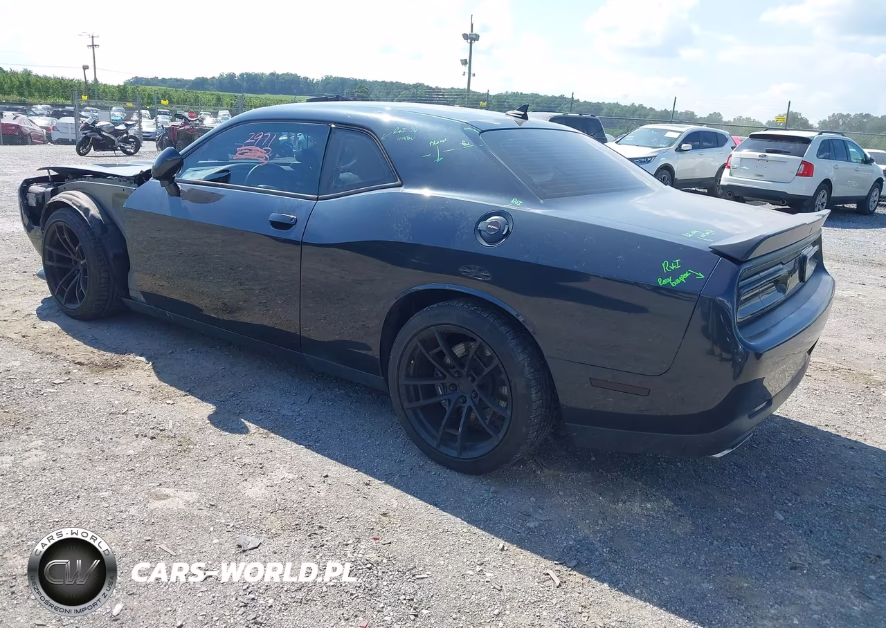 2016 Dodge Challenger R-T Scat Pack VIN:2C3CDZFJ8GH264017 - 3