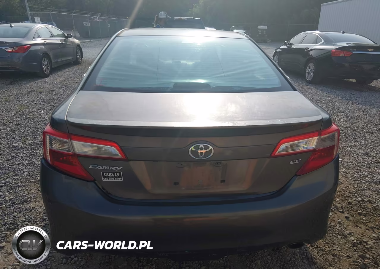 2014 Toyota Camry Se VIN:4T1BF1FK7EU422025 - 16
