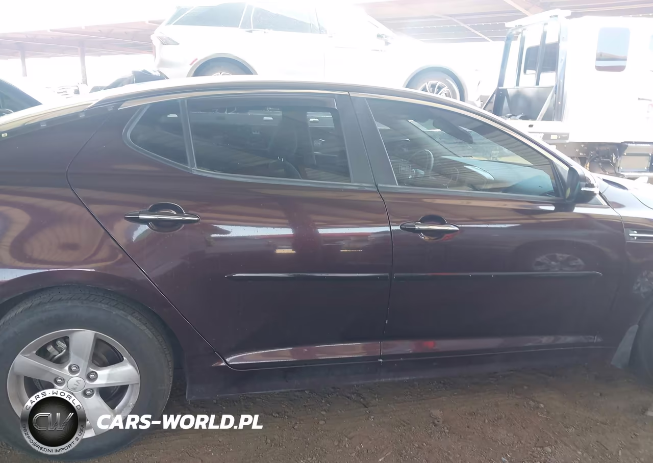 2015 Kia Optima Lx VIN:5XXGM4A75FG493641 - 13