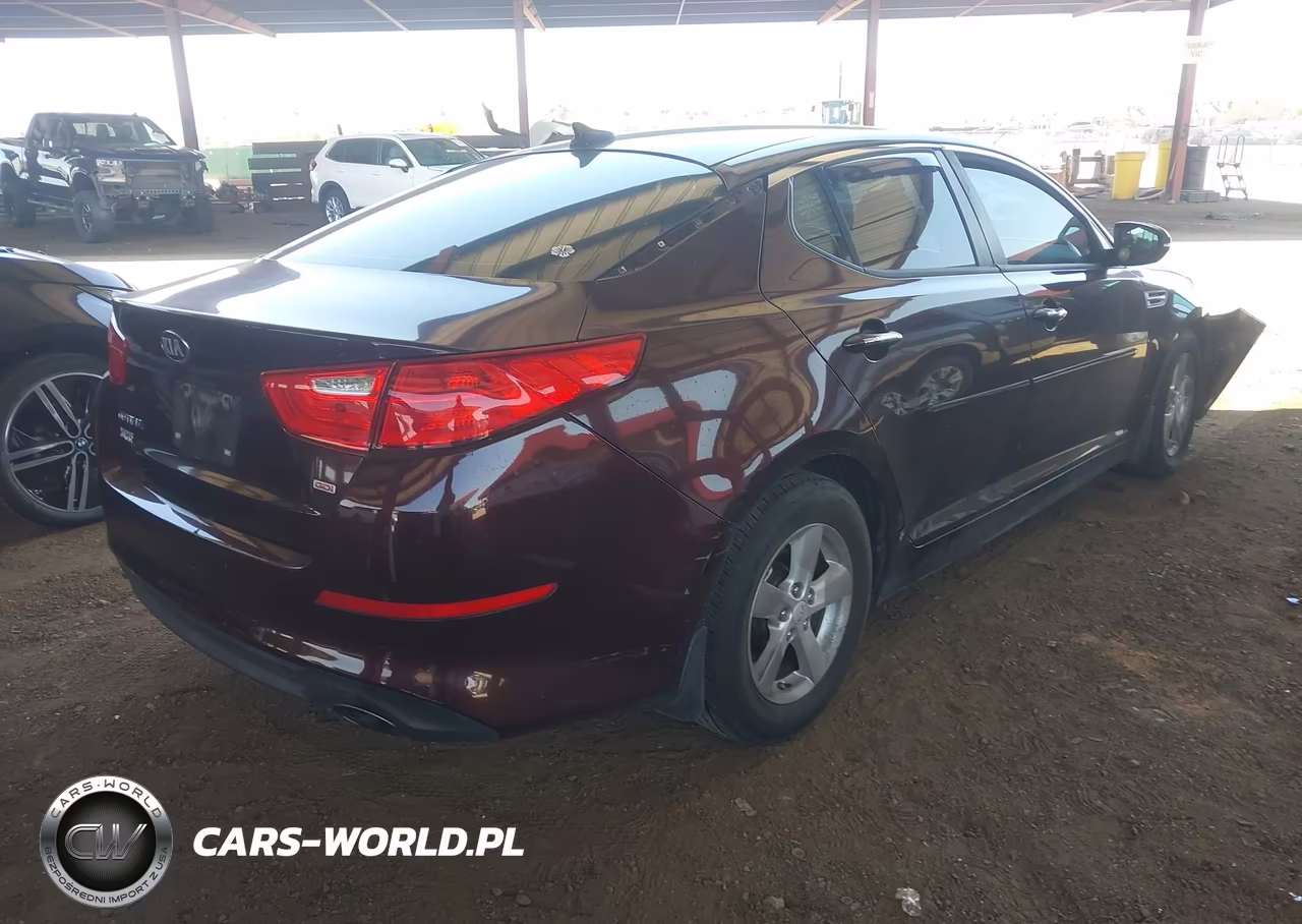2015 Kia Optima Lx VIN:5XXGM4A75FG493641 - 4