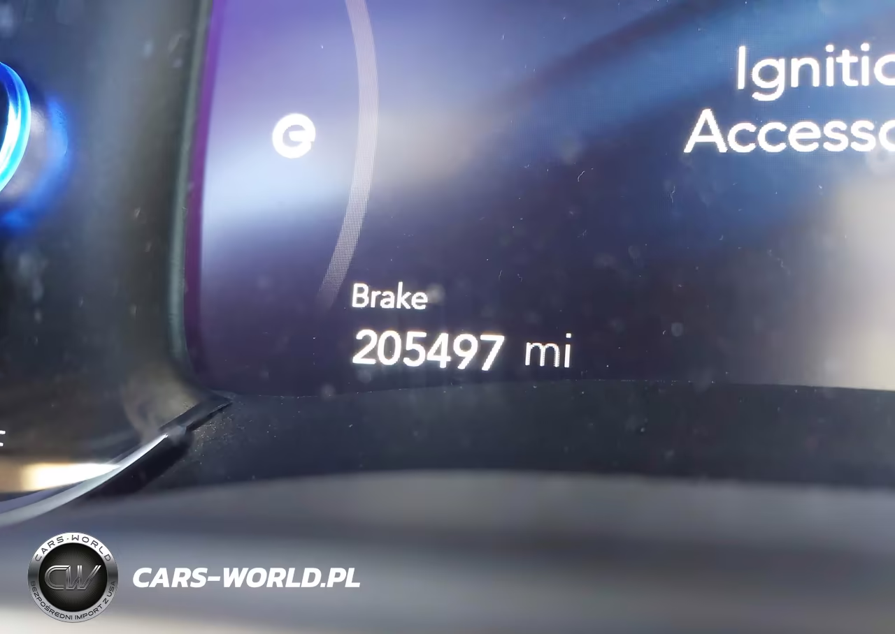 2018 Chrysler Pacifica Hybrid Touring L VIN:2C4RC1L74JR253018 - 16