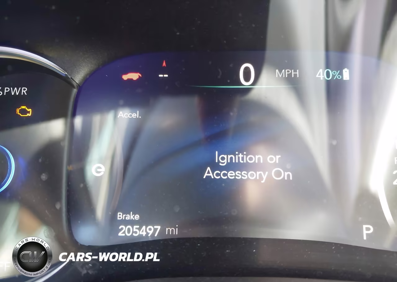 2018 Chrysler Pacifica Hybrid Touring L VIN:2C4RC1L74JR253018 - 7